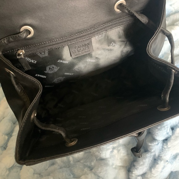 Versace backpack - Picture 3 of 7